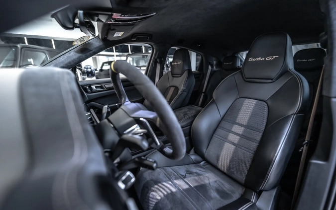 Porsche Cayenne cena 1199000 przebieg: 6900, rok produkcji 2023 z Lipsk małe 742